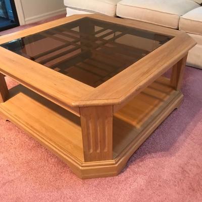Coffee table 38.5 x 17 t 