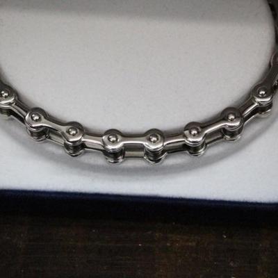 THE DANBURY MINT CHAIN LINK BRACELET