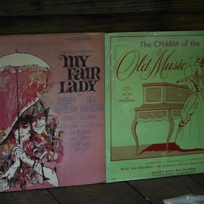 Albums Box Lot