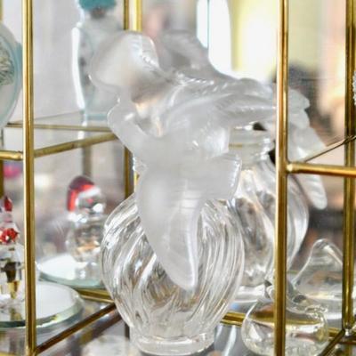 Nina Ricci Lalique perfume bottle