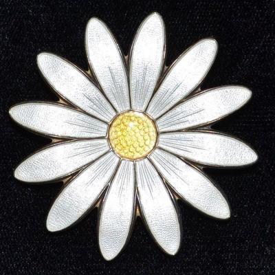 Enameled sterling daisy pin