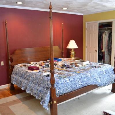 Stickley king four post bed