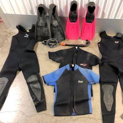 WHF063 Wetsuits, Fins and More
