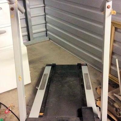 WHF009 Weslo Cadence DX3 Treadmill