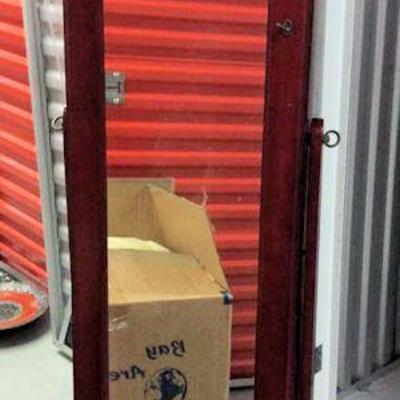 WHF022 Standing Mirror w/ Enclosed Storage