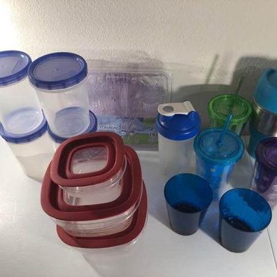 Assorted Plastic Dishware