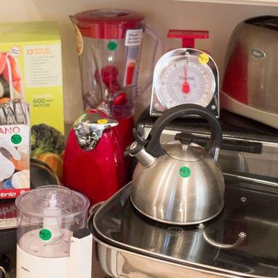Moden kitchen items