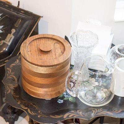 Wood and glass items.