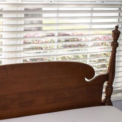 Queen Headboard and footboard.