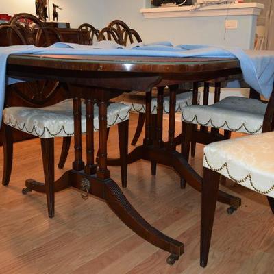 Robert Ervin Dining Table, 4 Leafs, & 8 Chairs