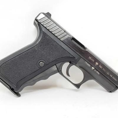 #173: Heckler & Koch P7 9mm x 19 Pistol with Magazine and Original Box
Serial Number: 35406 Barrel Length: 3