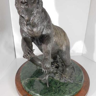 #77: Grizzly Bear Bronze by William Davis, 1982, 3/5
1982, Number 3/5, Measures 26