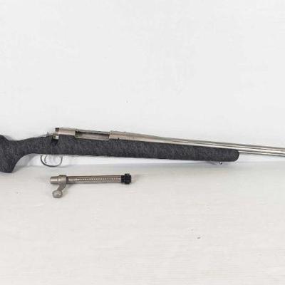 #360: Remington Model 700 7mm STW Bolt Action Rifle in Original Box, Never Fired
Serial Number: S6332664 Barrel Length: 27