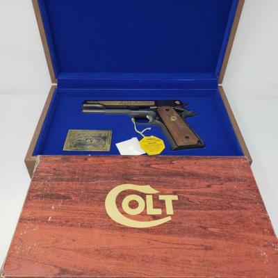 #170: Colt Marine Corps Special Edition Gov. Model MKIV Series 70 1911 with Wooden Display Case
Serial Number: 13985B70 Barrel Length: 5