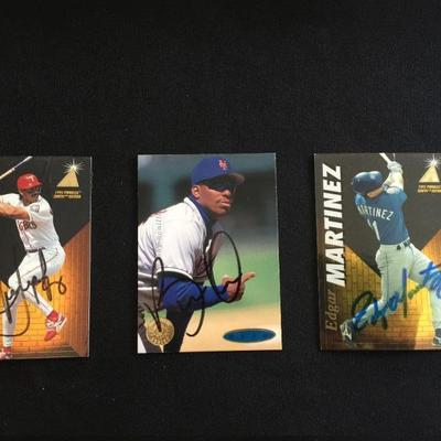 Juan Gonzalez, Bobby Bonilla signed baseball cards. $15 each. 
Edgar Martinez HOF 2019 signed baseball card $35