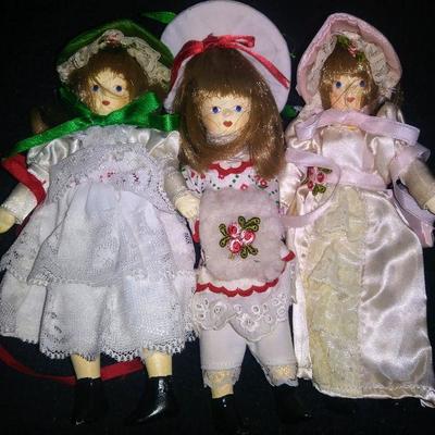 Vintage House of Hatten! These twin girls made in the Philippines. $8.00 each