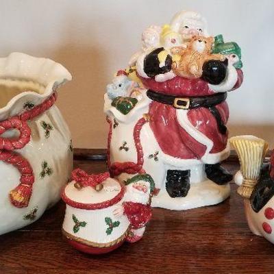 Fitz and Floyd:
"Bowl" $75
Santa Toys cookie jar $25
Snowman Snack Therapy Cookies for Santa Cocoa for kids $18
Small Dwarf...