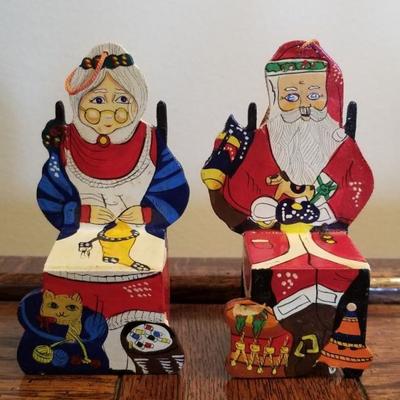 Deptartment 56. Dept 56. Santa and Mrs. Santa.