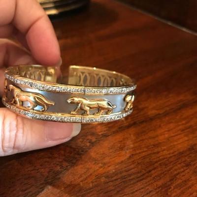 All jewelry reviewed and detailed by Jewelry Appraiser: 18K GOLD AND 3.0 CT OF DIAMONDS. $4,500