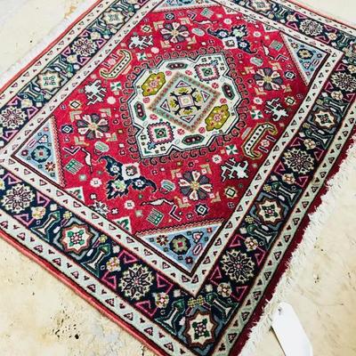 Hand woven TABRIZ PERSIAN area rug. 2.5 ft x 3 ft. $350.