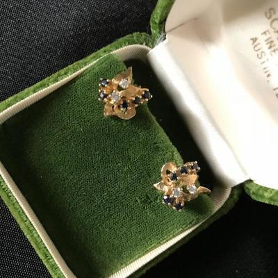 Vintage natural SAPPHIRE with DIAMONDS on 14k gold. 1950's with Omega clips. $495