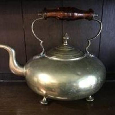 Antique James Clews Birmingham (JCB) Brass Tea Pot. Asking: $74