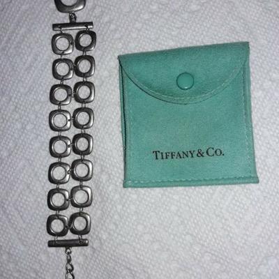 
Tiffany MODERNIST BRACELET BY Tiffany.