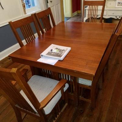 Mission Oak, Amish made dining room table, 6 chairs, side board