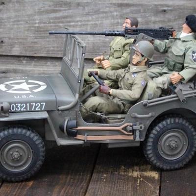 Jeep and soldiers