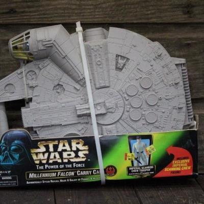 Star Wars Millennium Falcon