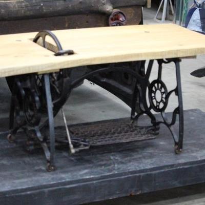 Sewing machine table