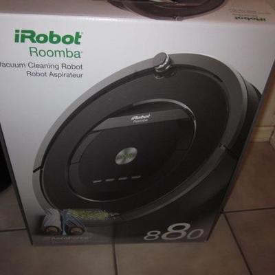 NEW Irobot Roomba