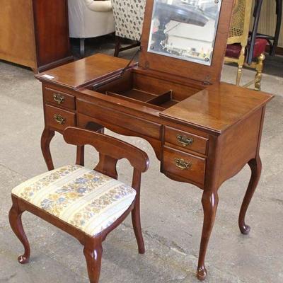  SOLID Cherry Queen Anne Lift Top Vanity with Bench – auction estimate $100-$300 