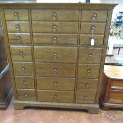 Stanley Furniture chest of drawers