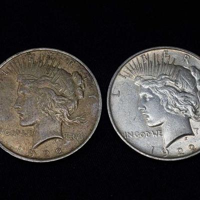 #456: Two 1922 Silver Peace Dollars
Philadelphia Mint, each weighs 27g, J33