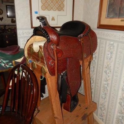 Very nice saddle