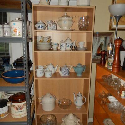 Glassware & pottery