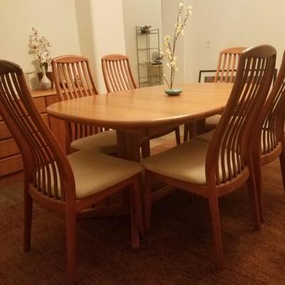 Copenhagen Dining Room Set Table with 6 chairs and Credenza