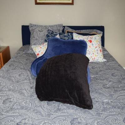 Bed, Pillows, & Home Decor