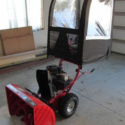 Troy Bilt Storm 26" 8.5HP snow thrower