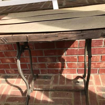 Sewing machine base table $25
