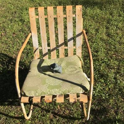 Vintage metal chair $20