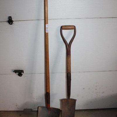 2 Shovels - Round and Spade