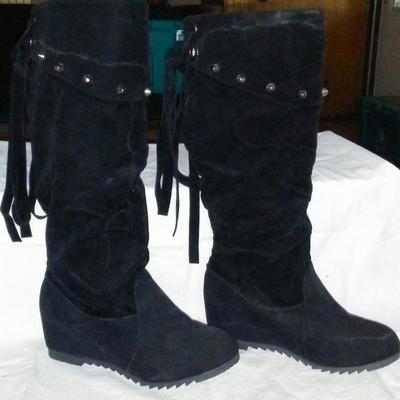 Woman's size 9, new