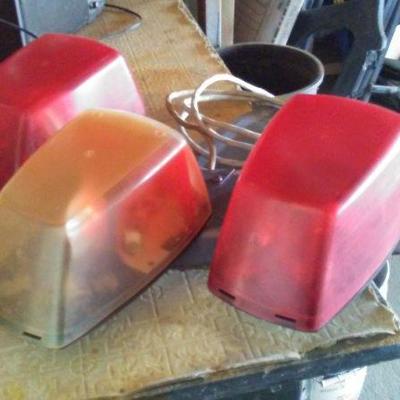 Emergency running lights with truck mount