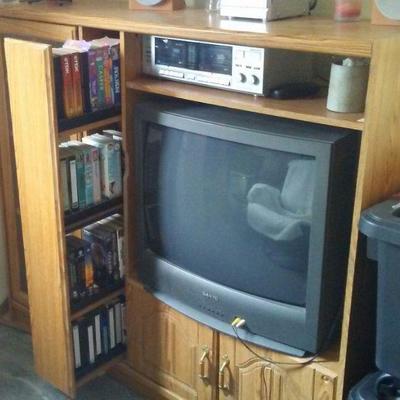 Entertainment Center with TV. Pic 2