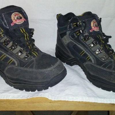 Steel tow shoes, size 9