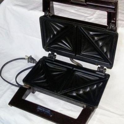 Sandwich maker, grill/press. Pic 2