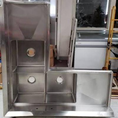 3 Compartment SS Corner Commercial Sink with Legs