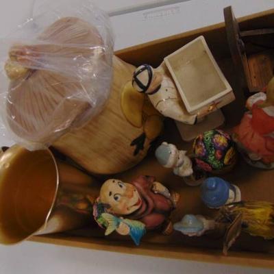 Ceramics & Mushroom Cookie Jar, Tooth Pick Holder